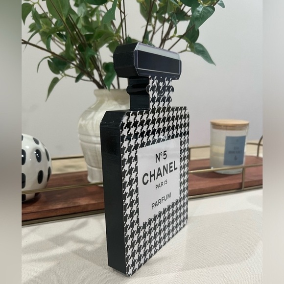 FASHION Houndstooth Perfume Bottle Wooden Novelty Decorative Art, EUC - Picture 3 of 5